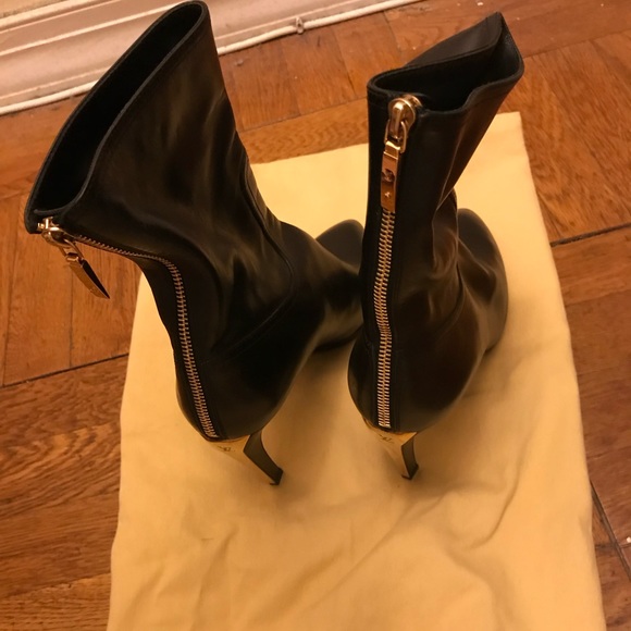 Authentic Louis Vuitton boots black size 8.5 - Picture 2 of 3
